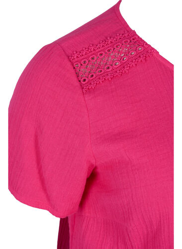Kortermet bomullsbluse med blonder, Beetroot, Packshot image number 3