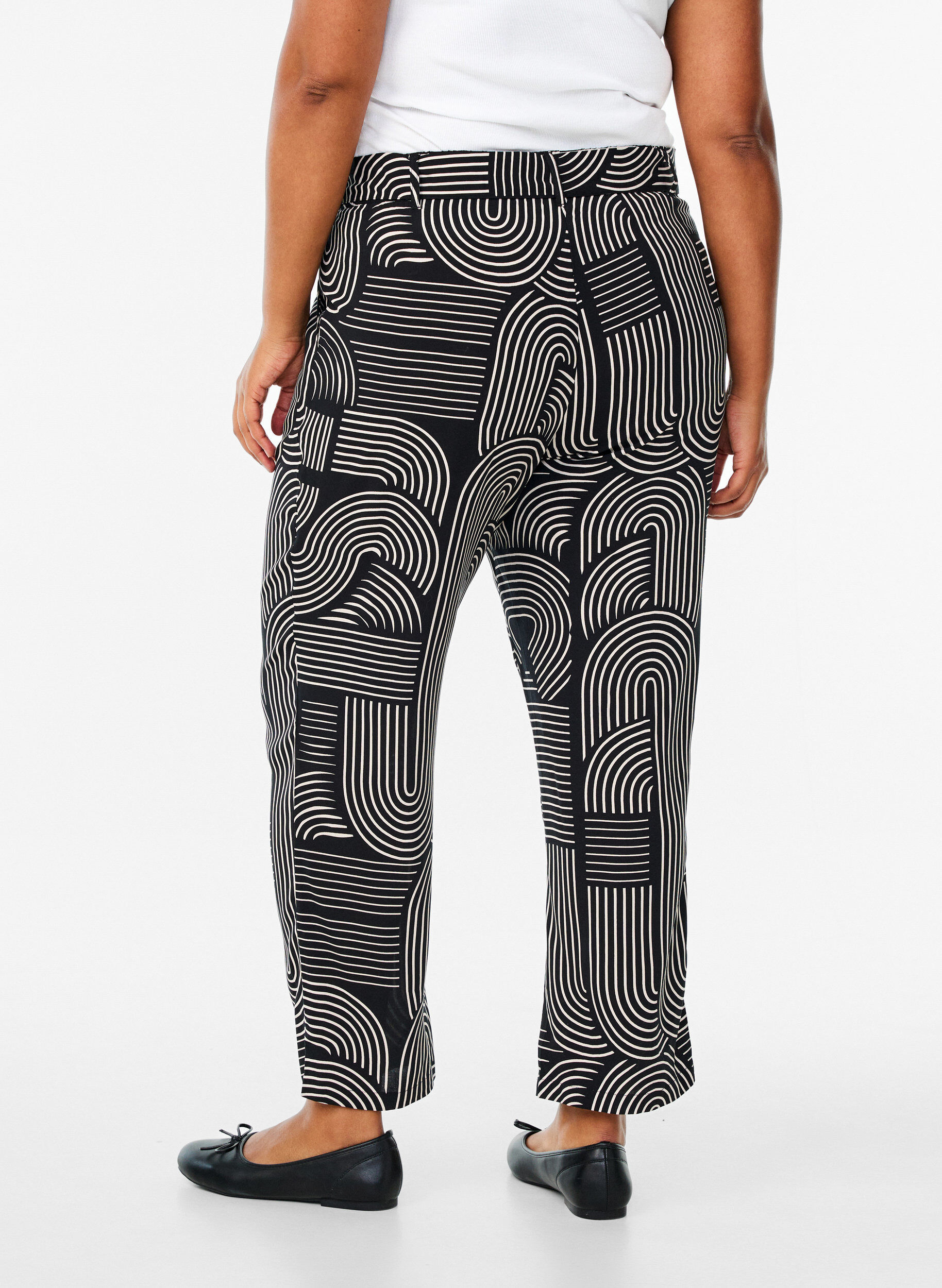 ZizziBukser i viskose med h&oslash;y midje, Svart, Model image number 1