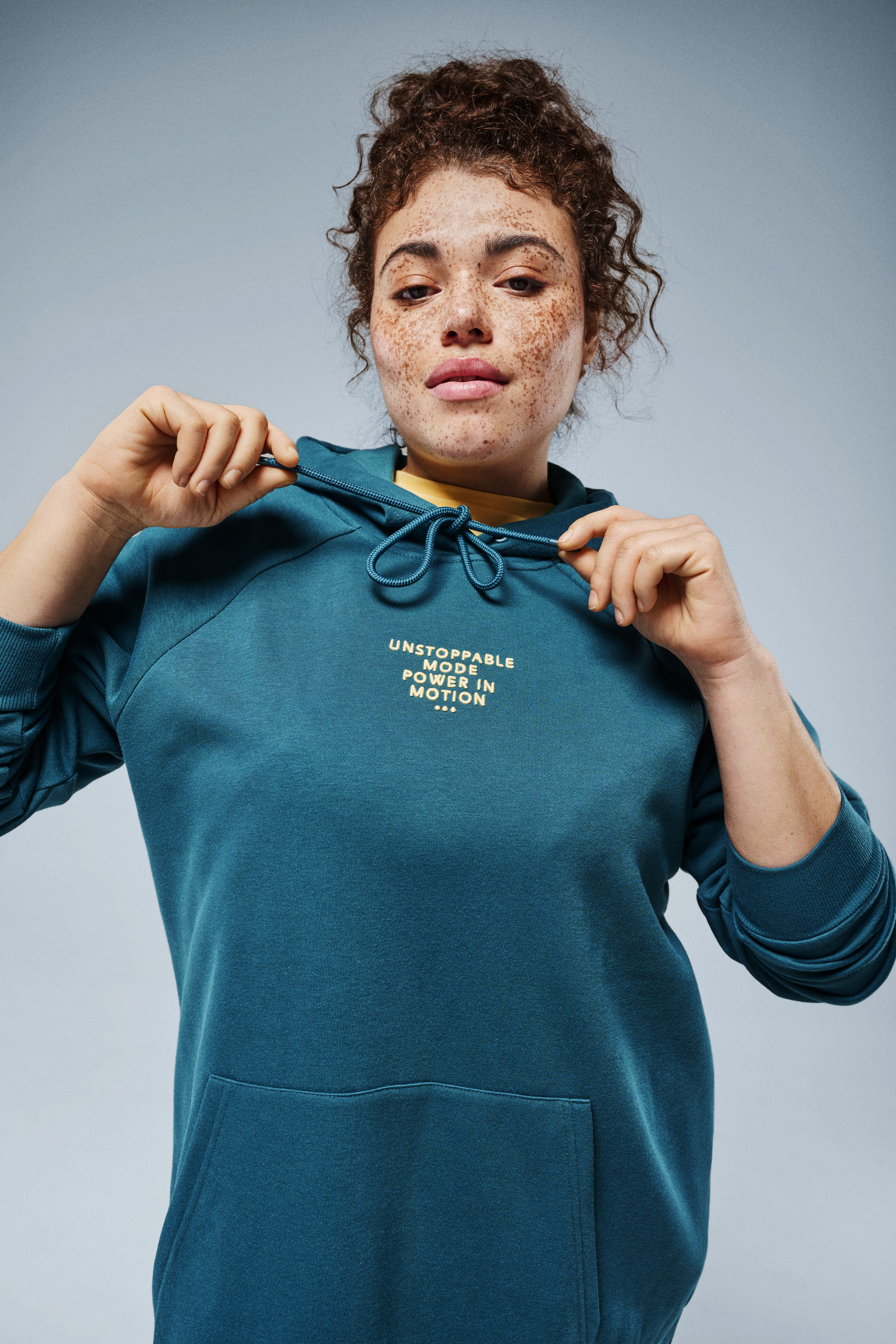 Zizzi T-skjorte og hettegenser, , Model