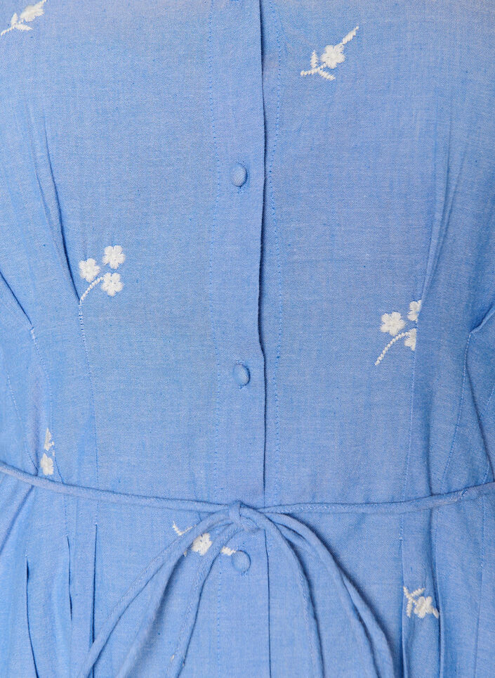 Skjortekjole i bomull med broderte blomster, Bl&aring;, Packshot image number 2