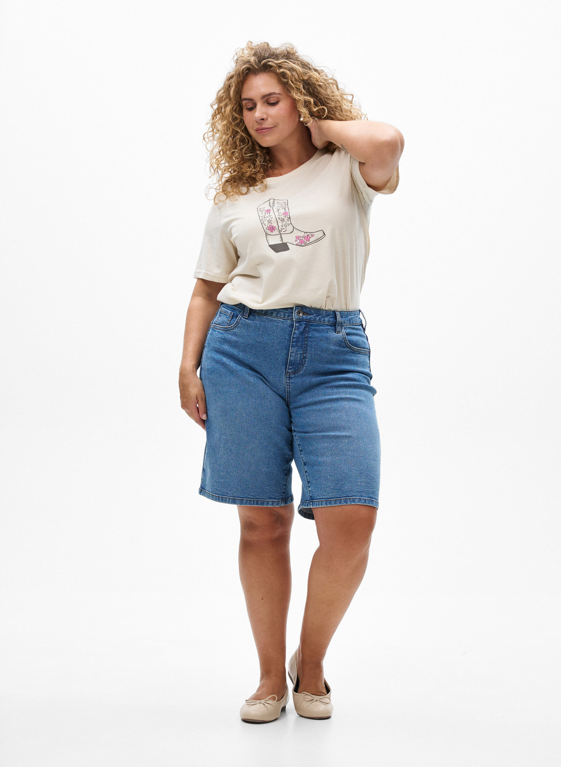 Zizzi FLASH - T-skjorte med trykk, Vanilje, Model image number 1