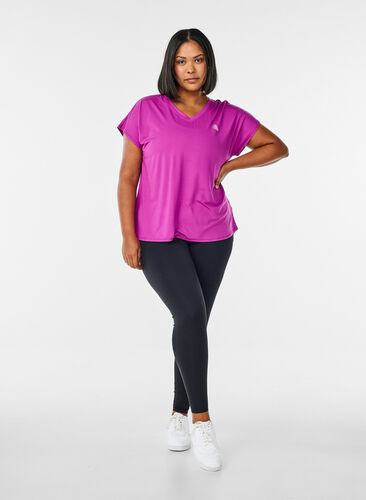 Zizzi Kortermet trenings-t-skjorte med v-hals, Lilla, Model image number 1