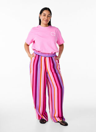 Zizzi T-skjorte i økologisk bomull med sitrusmotiv, Rosa, Model image number 1