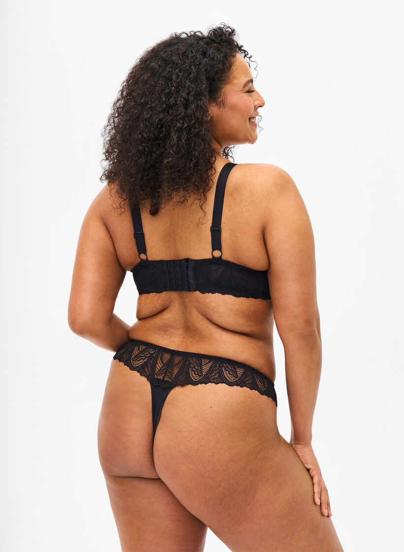 G-strengstruser med blonder og normal midje, Black, Model