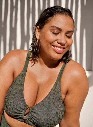 Zizzi Bikini med tekstur og elegante detaljer, , Model