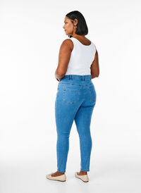 Amy jeans med høy midje og supersmal passform, Blå Amy jeans med høy midje og supersmal passform, Blå, Model