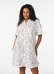Bomullskjole med blomsterm&oslash;nster og broderie anglaise, Vanilje, Model image number 0