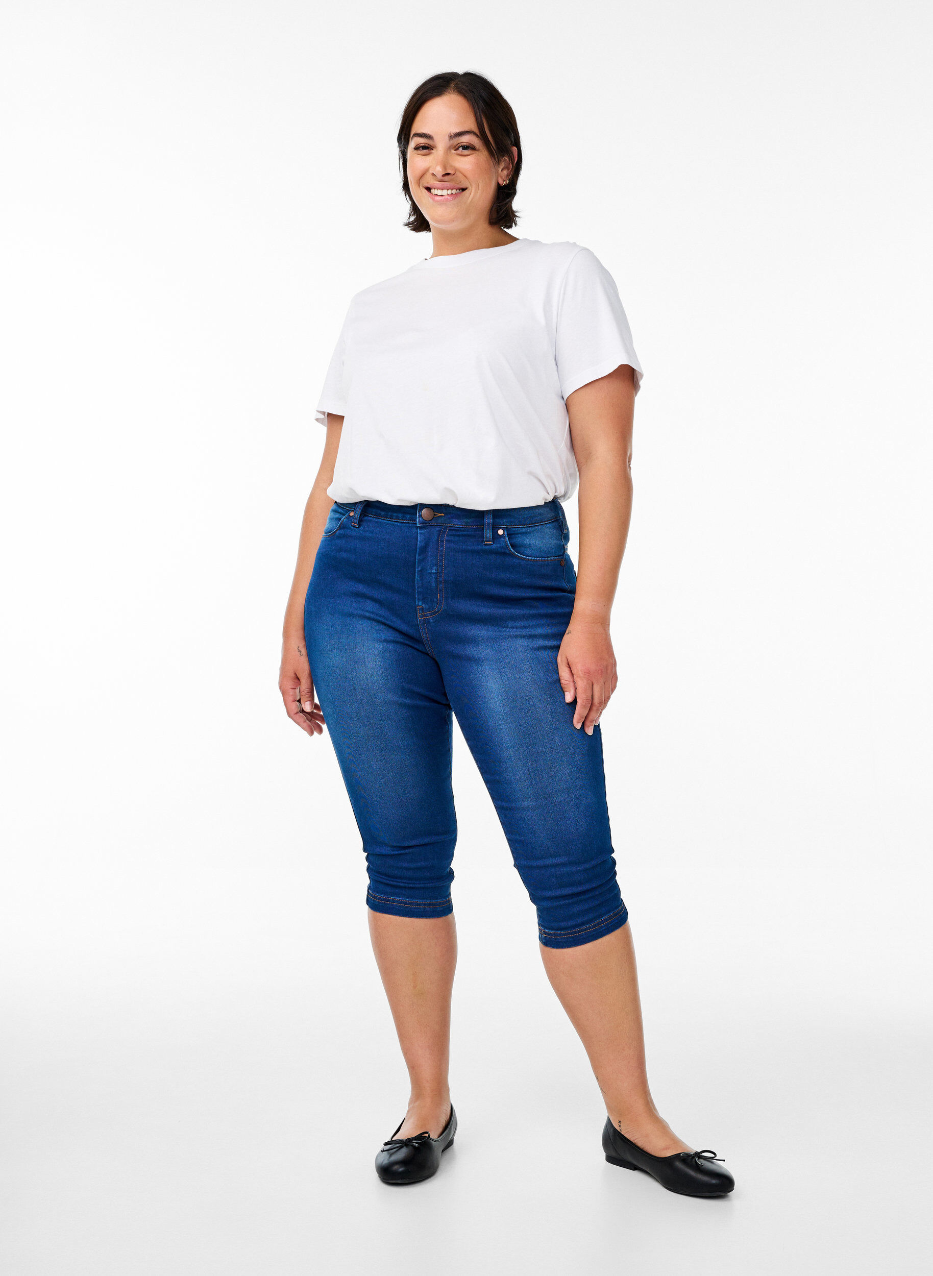 Amy capribukser med h&oslash;yt liv og super slim fit, Bl&aring;, Model
