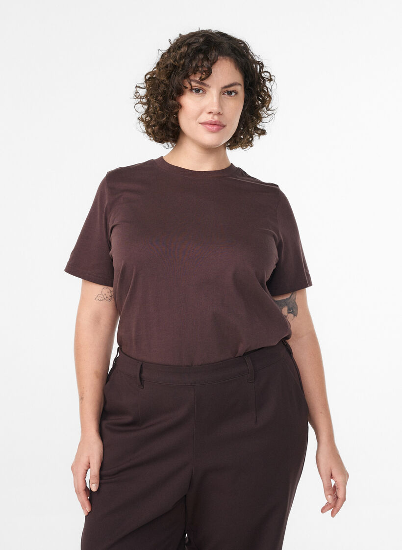 Basic T-skjorte i bomull med rund hals, Brun, Model image number 0