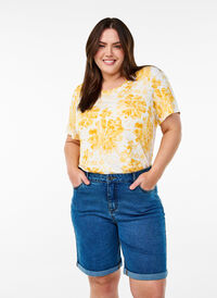 Tettsittende denimshorts med høy midje, Blå Tettsittende denimshorts med høy midje, Blå, Model