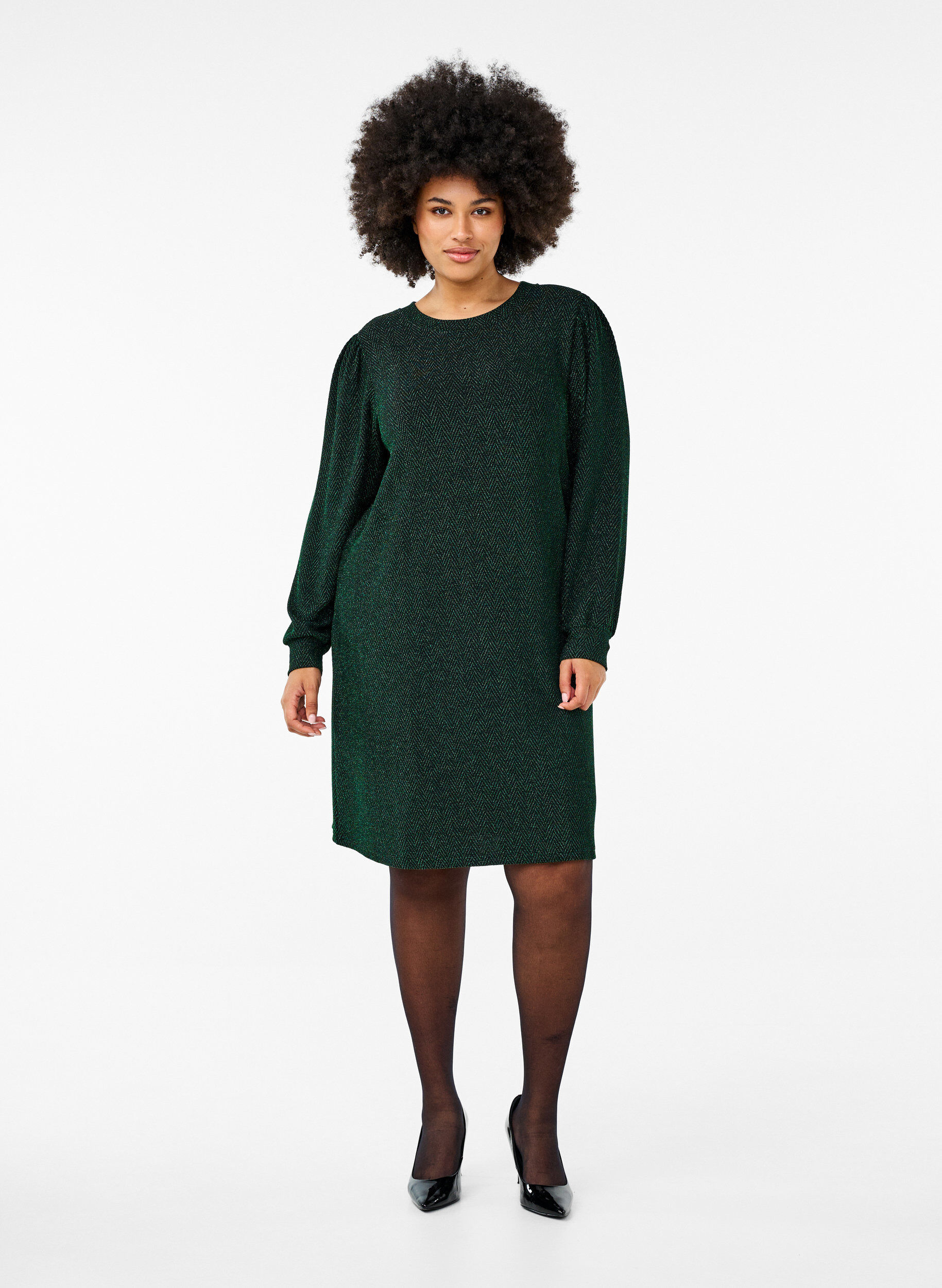 Zizzi Kjole med sikksakkm&oslash;nster og glitter, Scarab ZigZagShimmer, Model image number 2