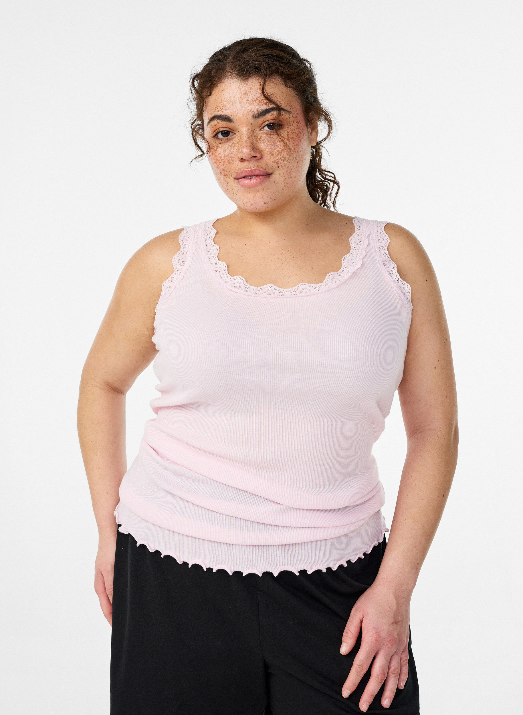 ZizziTopp med blondekant, Rosa, Model image number 0
