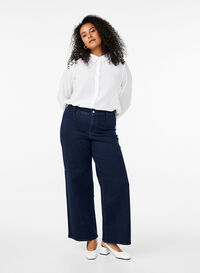 Jeans med høy midje og vide ben, Blå Jeans med høy midje og vide ben, Blå, Model