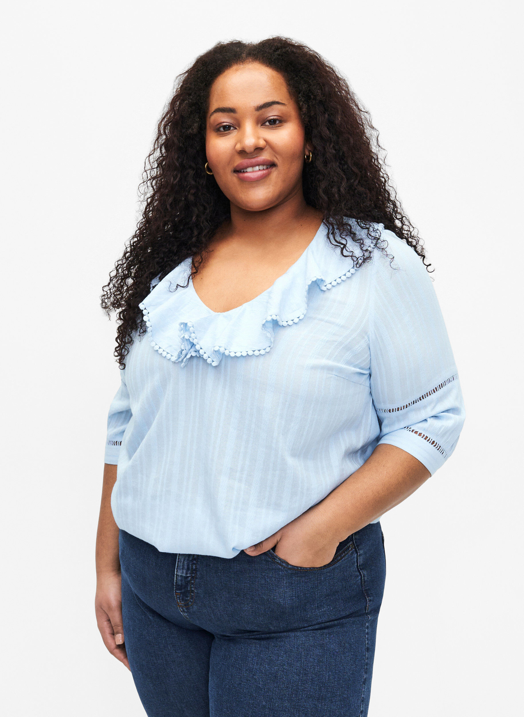 Zizzi Bluse med 3/4-ermer og blonder, Chambray Blue, Model image number 0