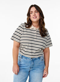 Stripete poloskjorte med korte ermer, Hvit Stripete poloskjorte med korte ermer, Hvit, Model