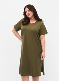 Bomullskjole med korte ermer, Ivy Green, Model