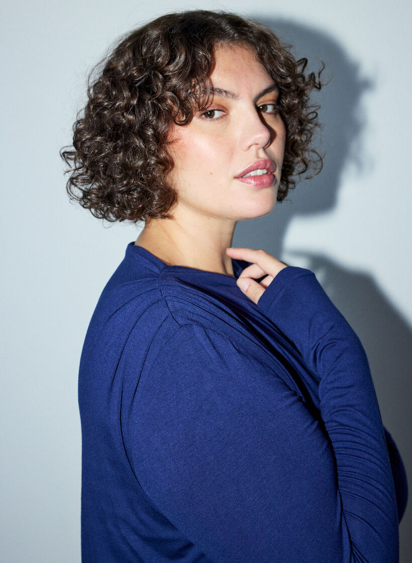 Bluse med b&aring;thals og ballongfasong, Bl&aring;, Model image number 4