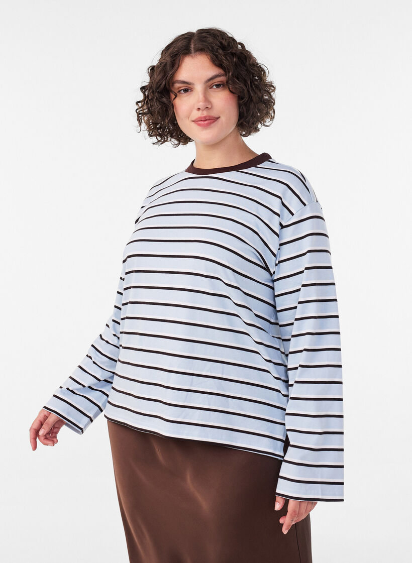 Basis t-skjorte med lange ermer, Bl&aring;, Model image number 3