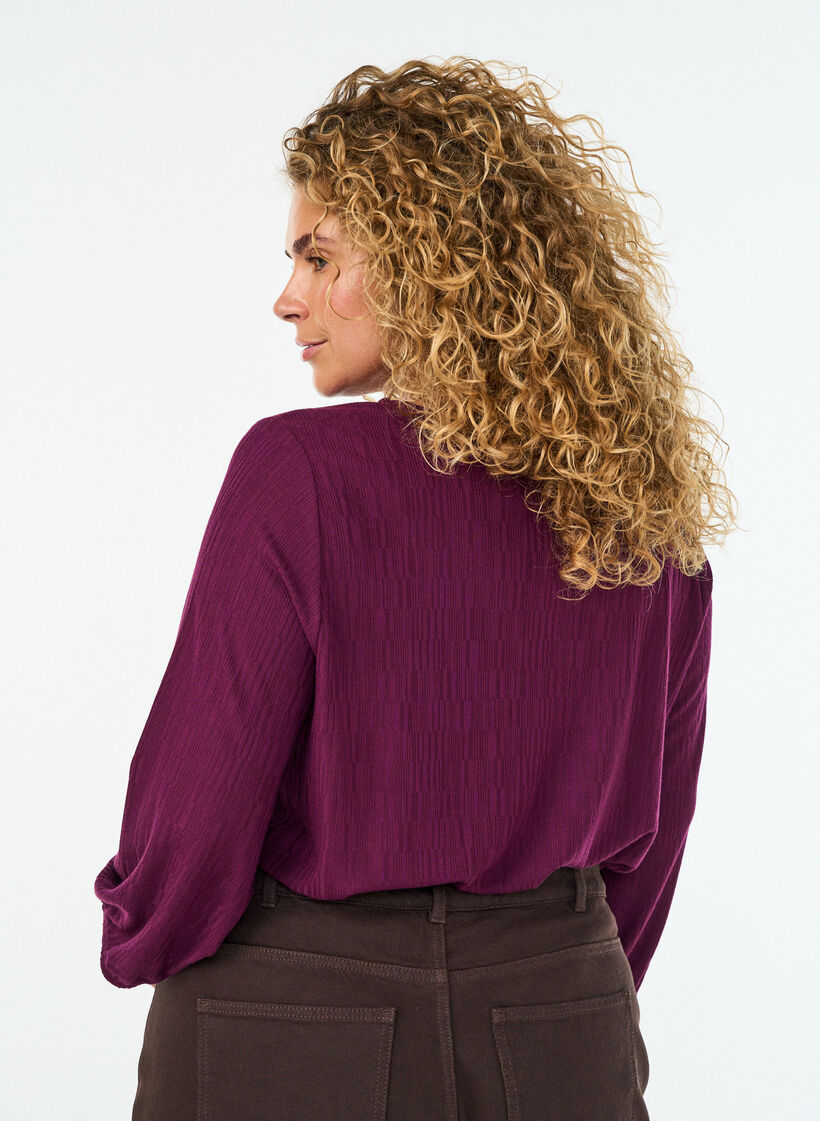 Bluse med tekstur og 3/4 ermer, Lilla, Model image number 2