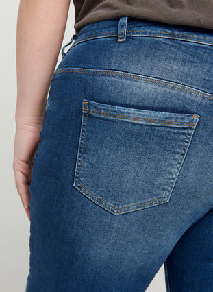 Ekstra slim Sanna jeans med normalt liv, Dark blue denim, Model image number 2