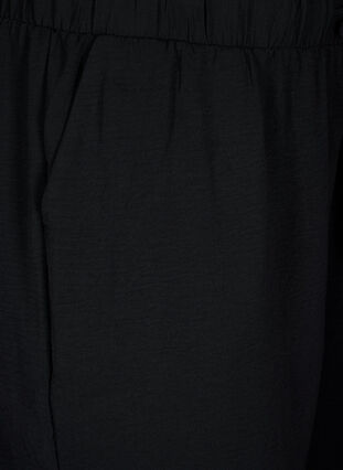 Shorts med lommer og elastisk linning, Black, Packshot image number 2