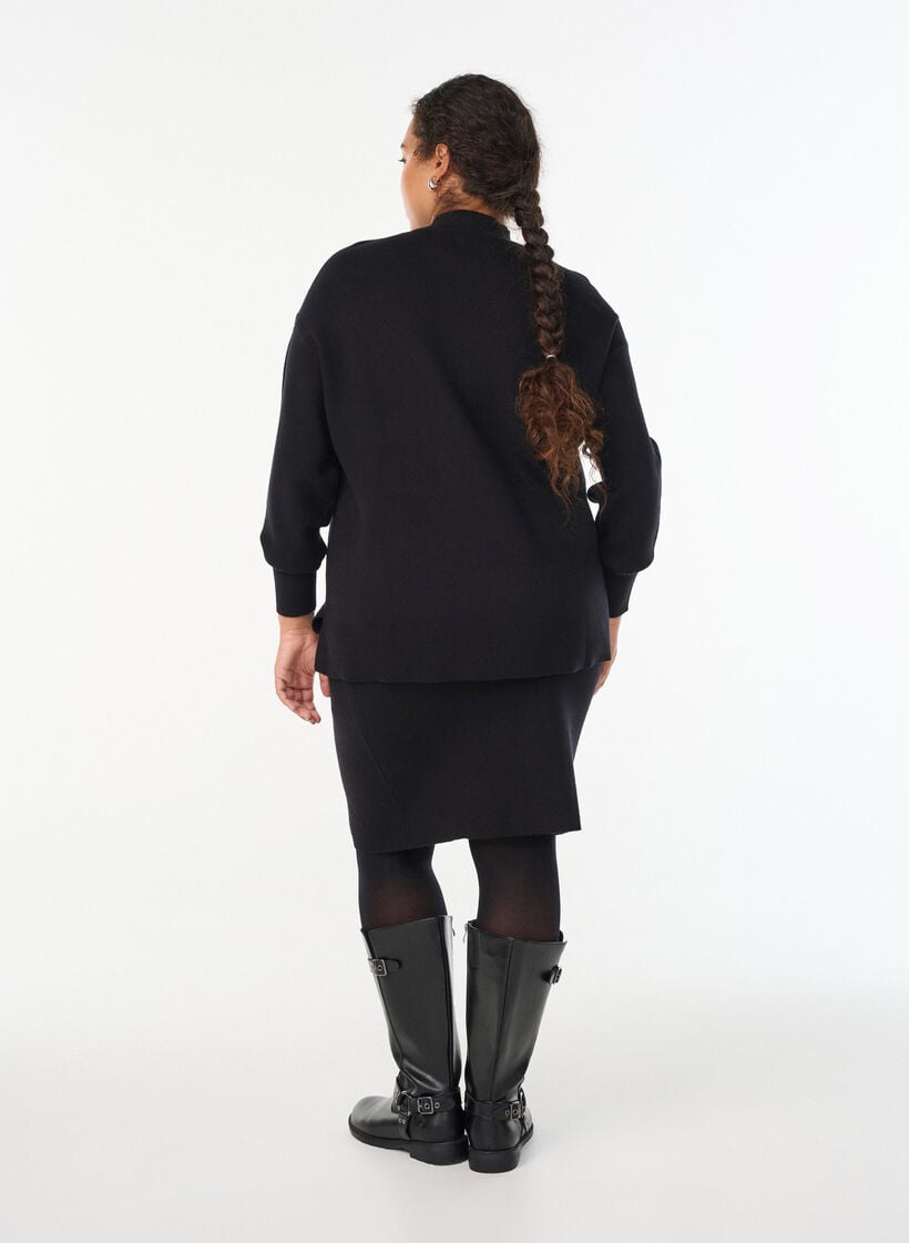 Kort strikket skj&oslash;rt med en bred linning, Svart, Model image number 2