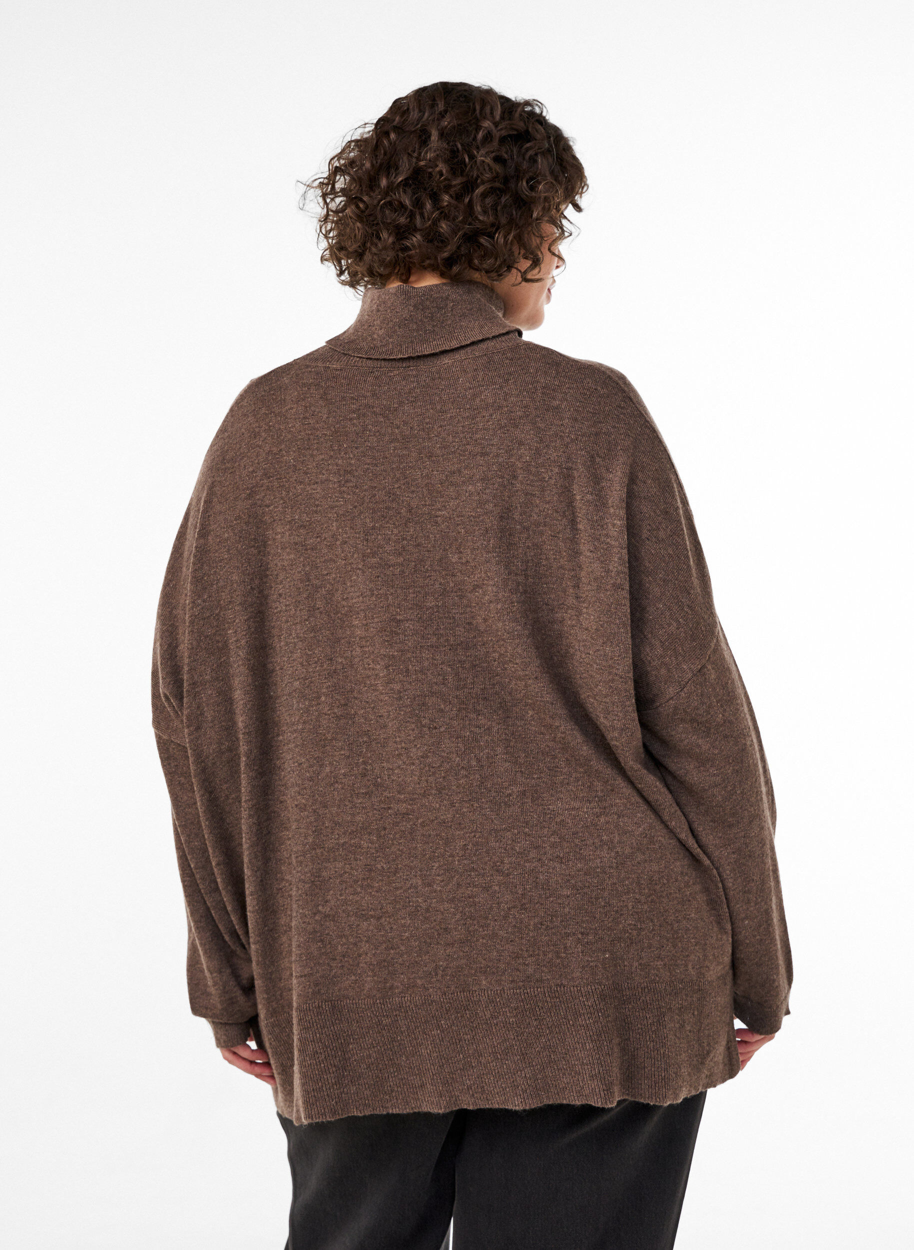 ZizziPoologenser med l&oslash;s passform, Brun, Model image number 2