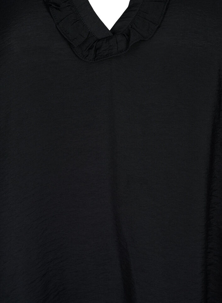 Viskosebluse med puffermer og volanger, Black, Packshot image number 2
