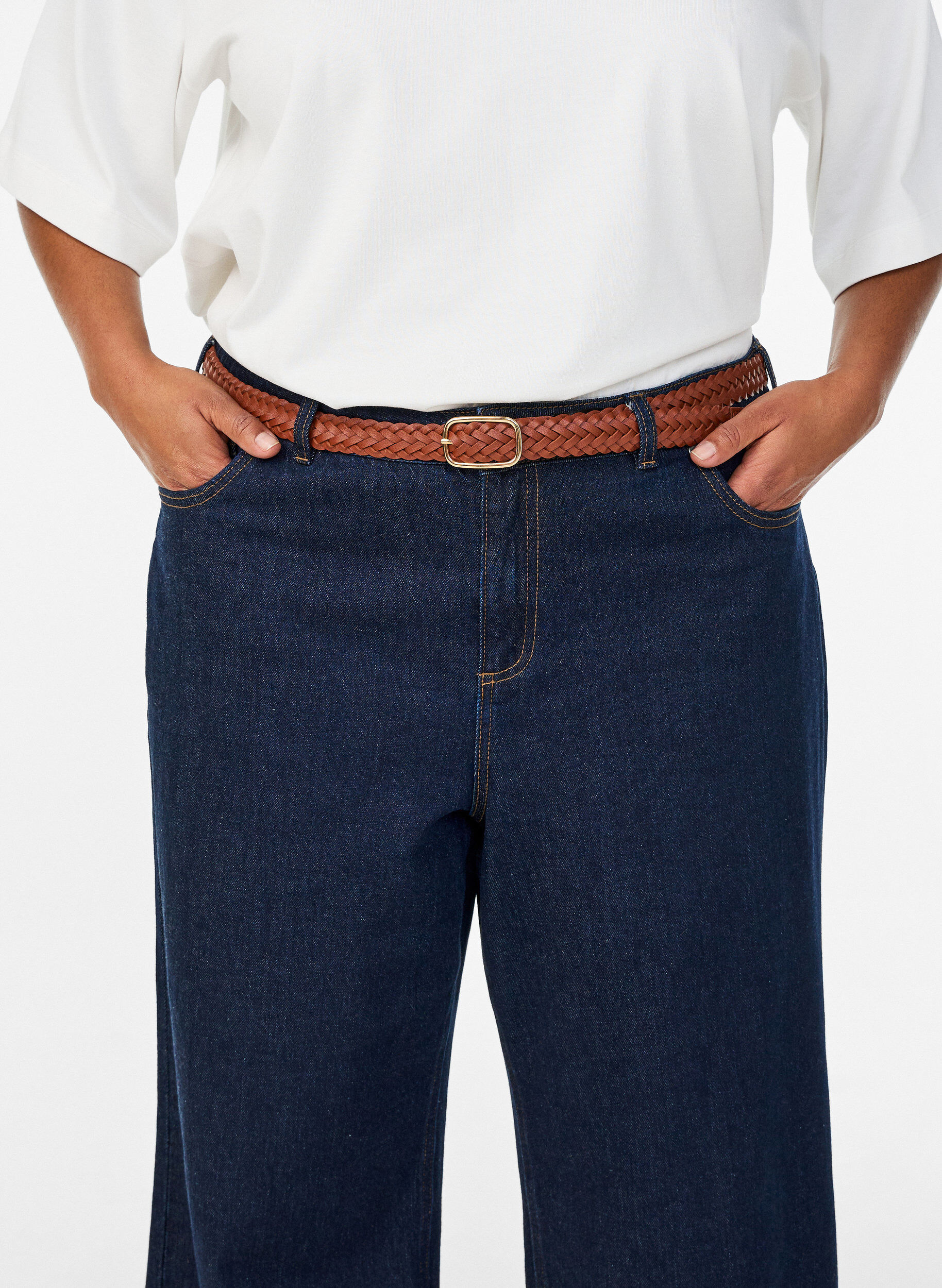 Flettet belte i imitert skinn, Brun, Model