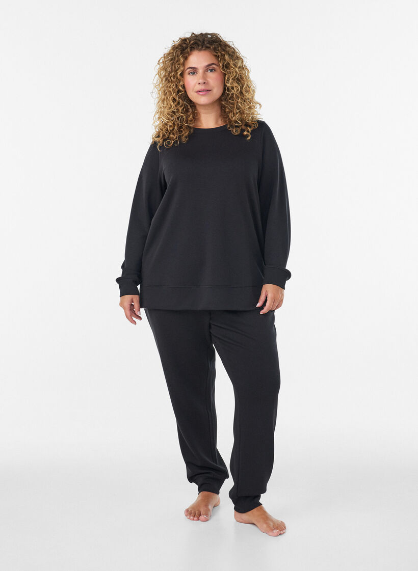 Langermet jersebluse med rund hals, Svart, Model image number 1