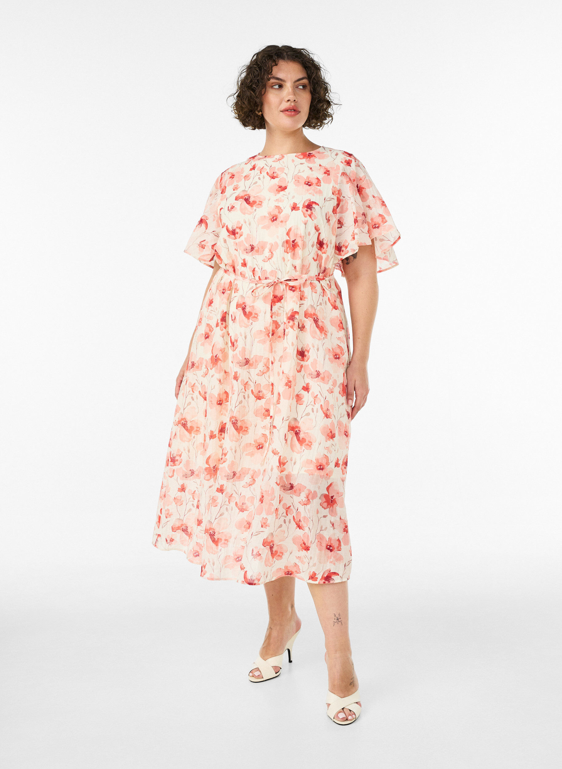 Ankellang kjole med flagrende ermer og knytebelte, Rosa, Model