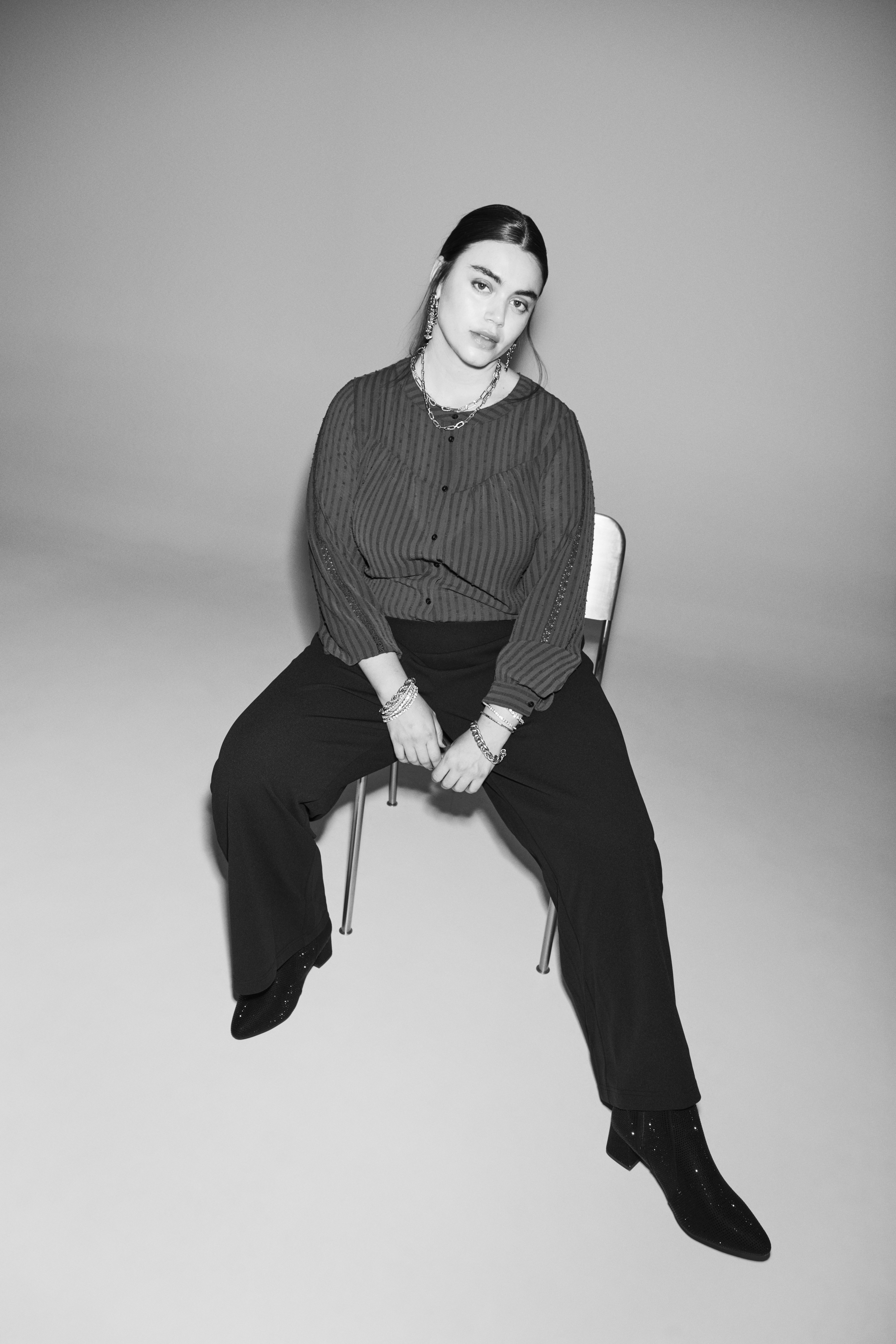 Zizzi Skjorte med broderte detaljer, , Model