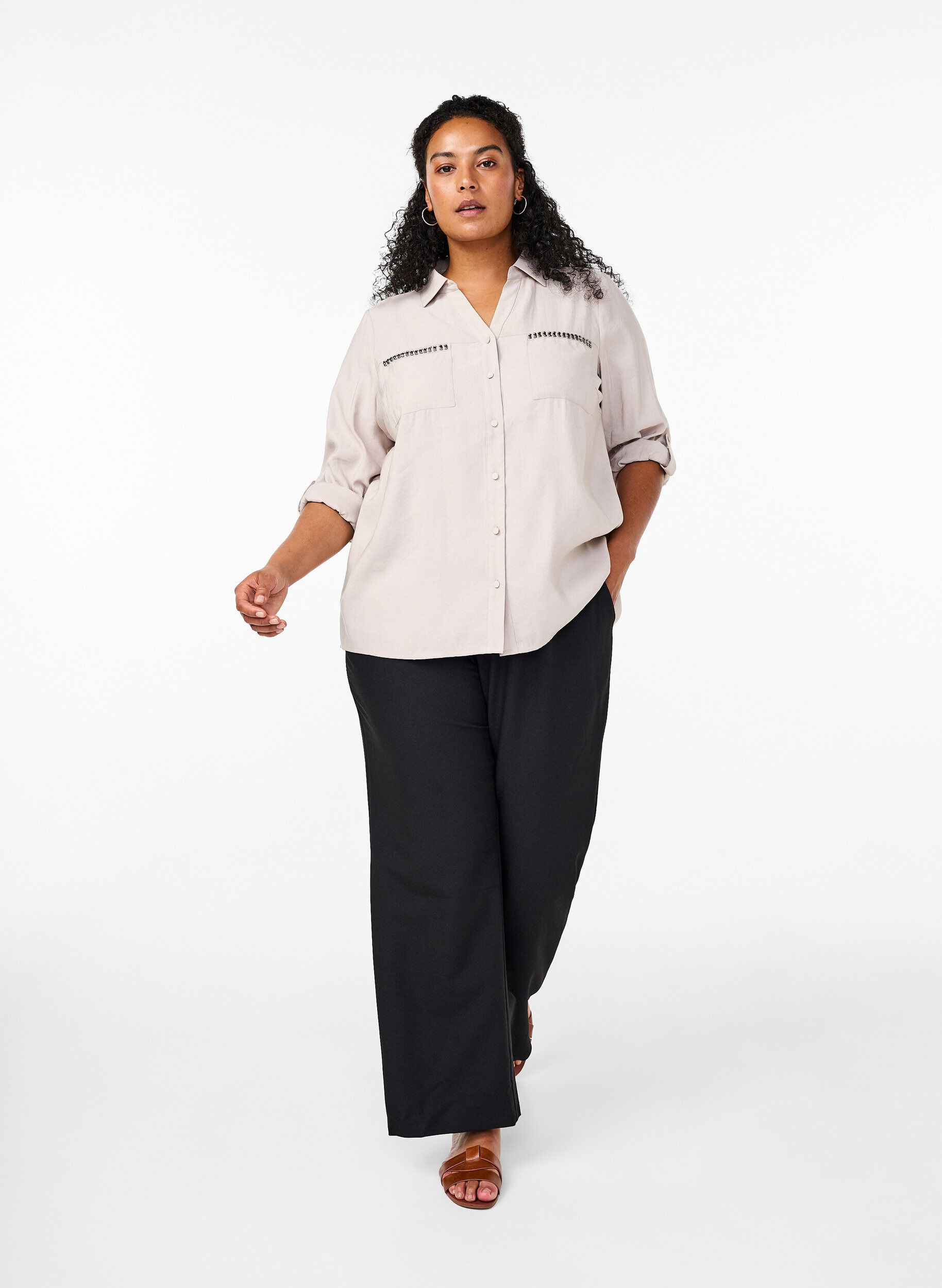 Zizzi Skjorte med nagler og trekvartlange ermer, Beige, Model image number 1