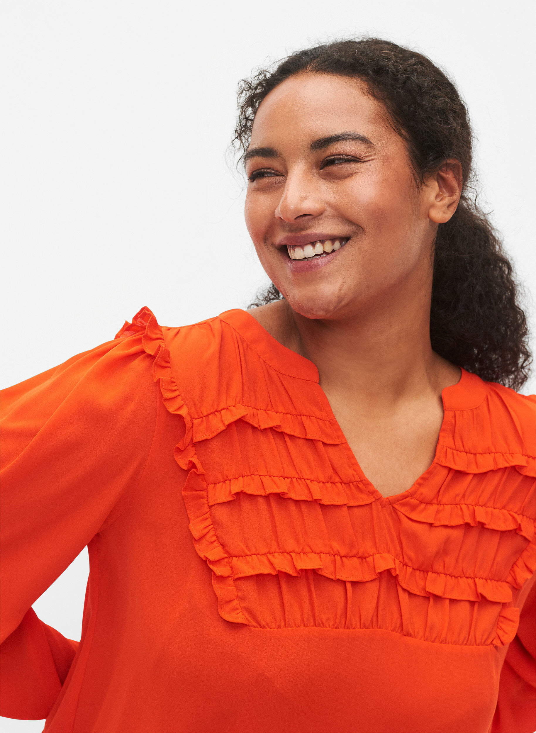 Zizzi Langermet bluse med frynsete detaljer, Orange.com, Model image number 2