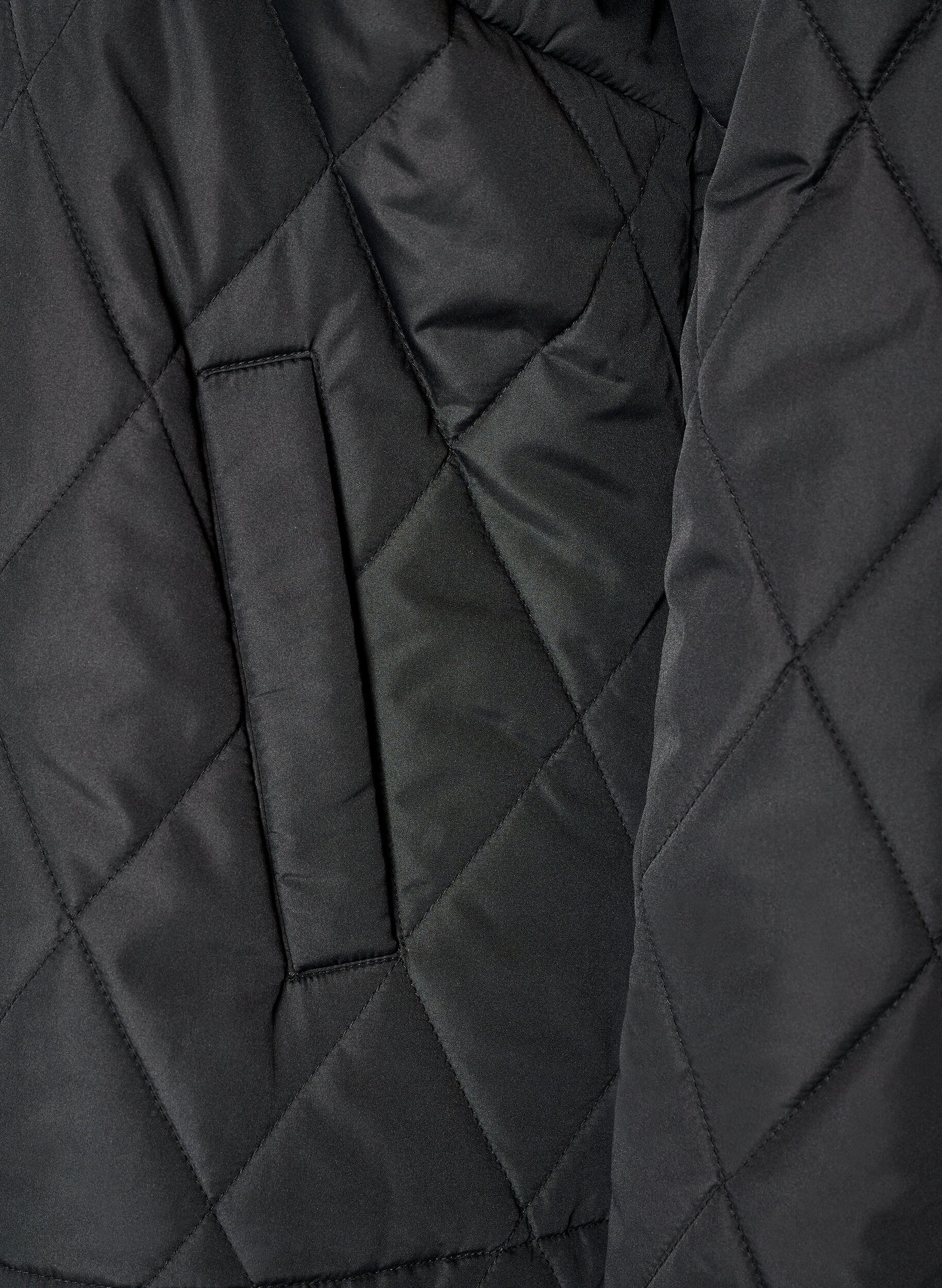 ZizziLett vattert jakke med diamantquilt, Svart, Packshot image number 3