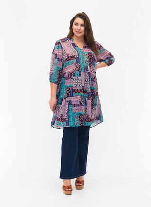 Zizzi FLASH - Mønstrete tunika med 3/4-ermer, Multi Ethnic , Model image number 2