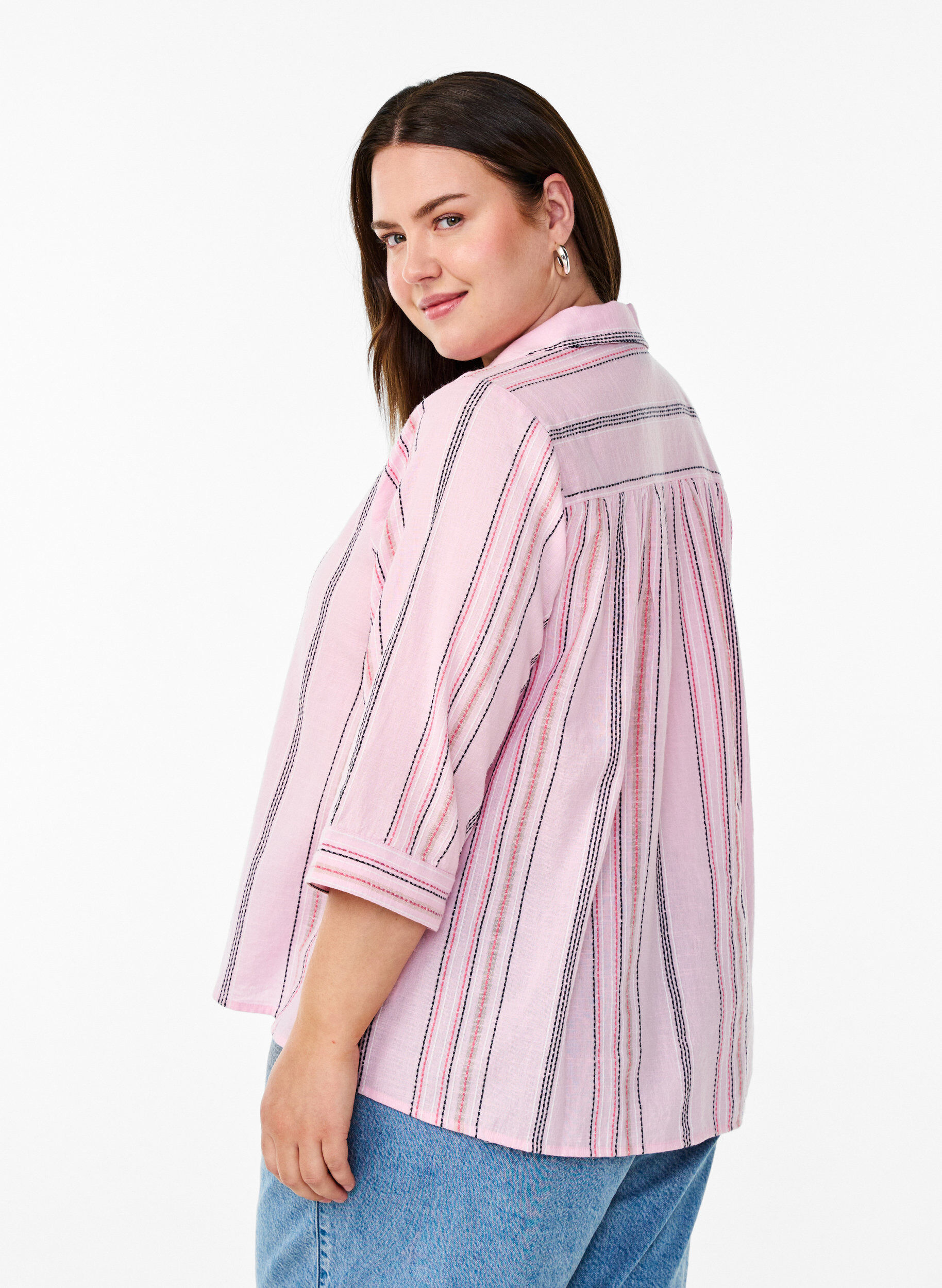 Zizzi Bluse med krage og 3/4 ermer, Rosa, Model image number 2