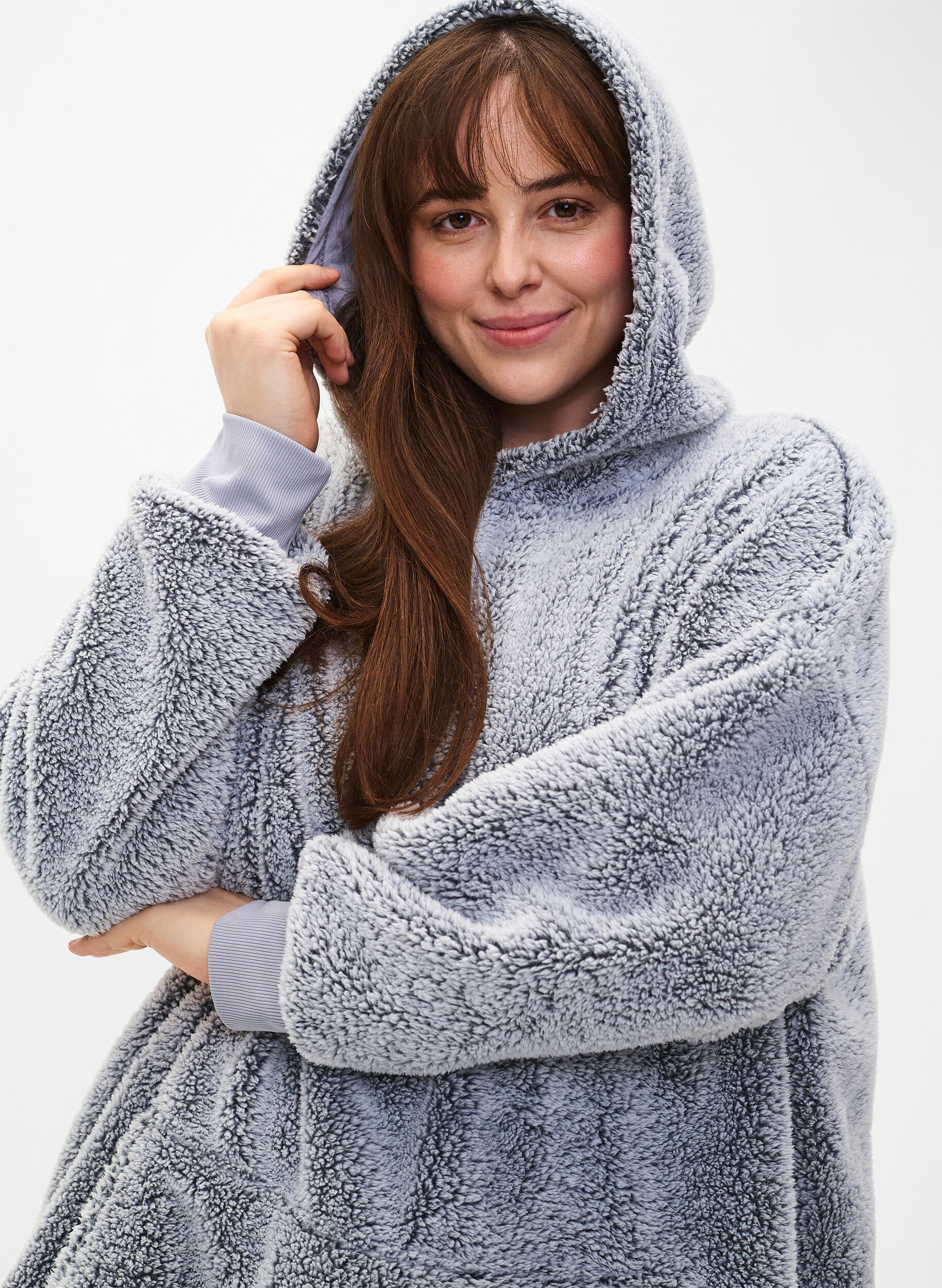Zizzi Oversized teddykjole med lomme, Grey Melange, Model image number 2
