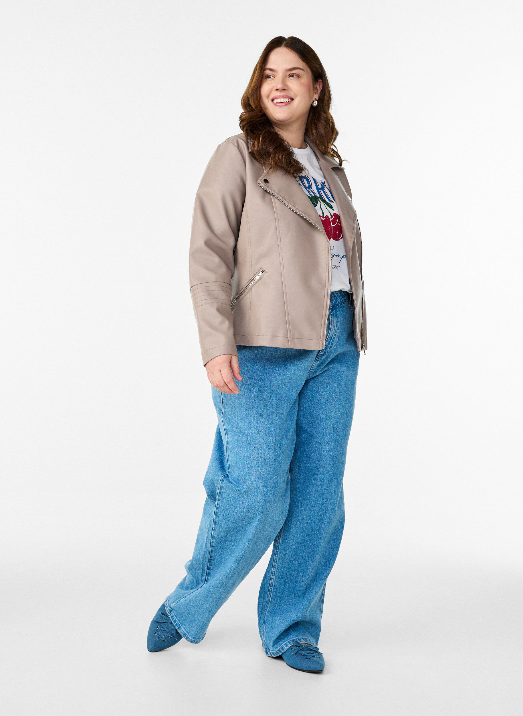 ZizziBikerjakke i imitert skinn, Beige, Model image number 1