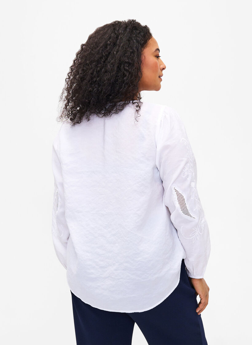 Bluse i Tencel &trade; Modal med broderidetaljer, Bright White, Model image number 1