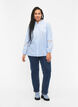 Skjortebluse med volang krage og heklet bånd, Marina W. Stripe, Model image number 3