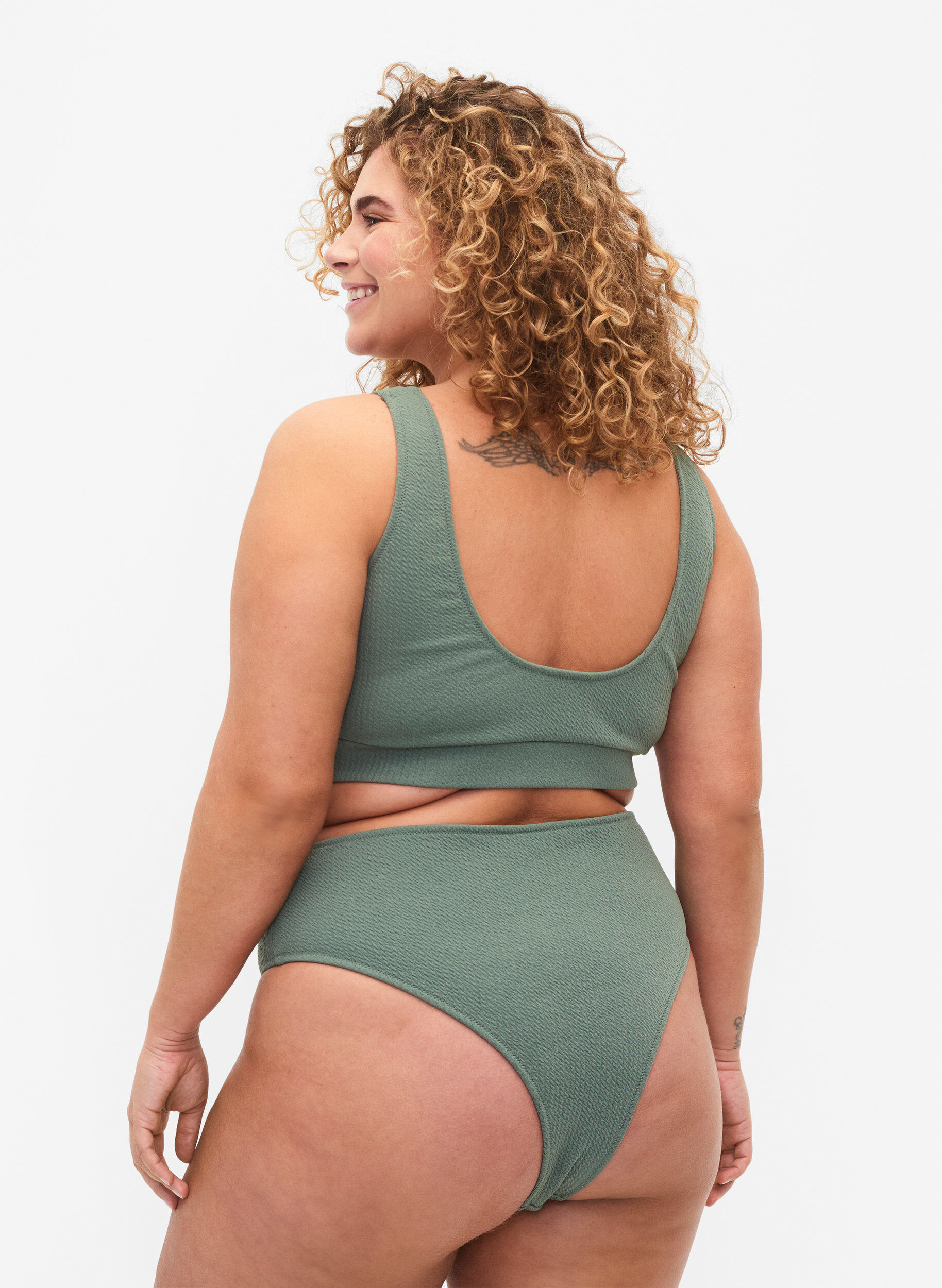 Zizzi Bikinitruse med kreppstruktur, Gr&oslash;nn, Model image number 1