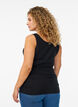 Ensfarget basic topp i bomull, Svart, Model image number 2