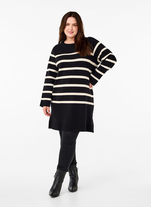 Zizzi Strikkekjole med rund hals og splitt, Svart, Model image number 1