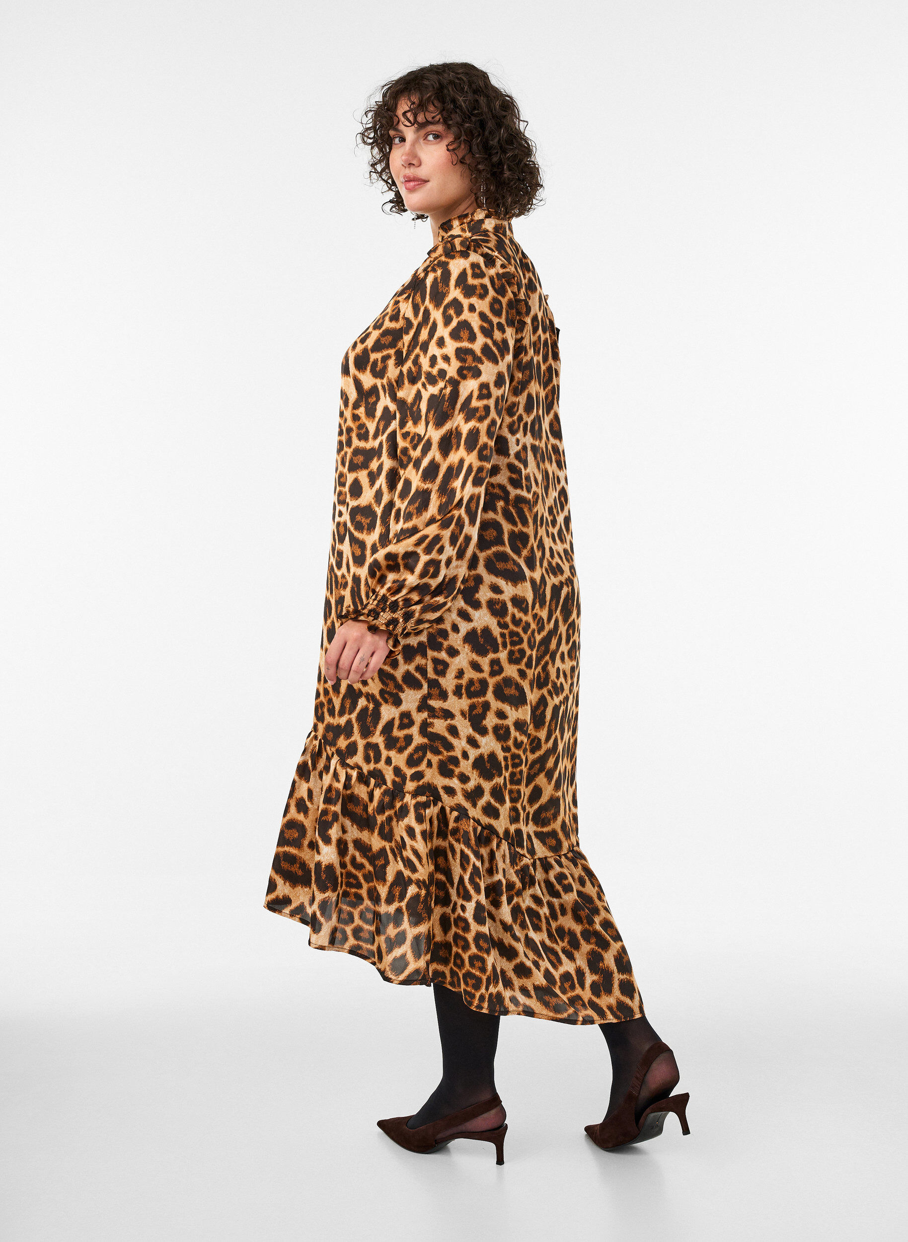 ZizziKjole med leopardtrykk og volangdetaljer, Brun, Model image number 1