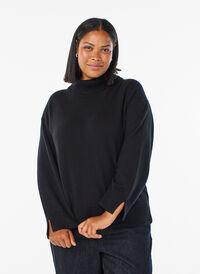 Strikkebluse med merinoull og høy hals, Svart Strikkebluse med merinoull og høy hals, Svart, Model