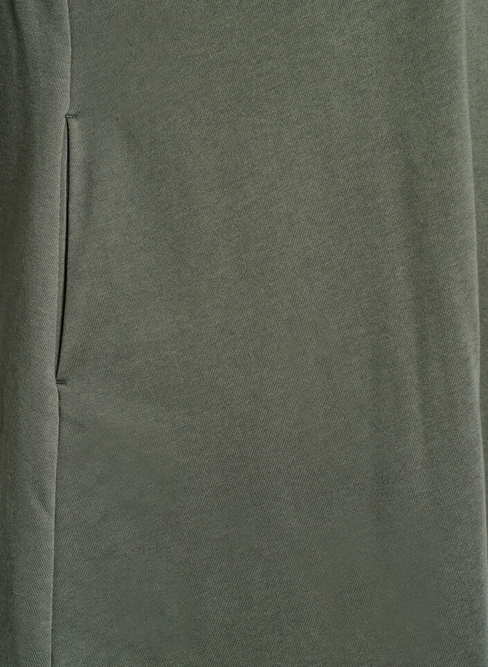 Knelang jerseykjole med lommer og A-fasong, Grønn, Packshot image number 3