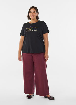 Zizzi FLASH - T-skjorte med motiv, Black Troubles, Model image number 2