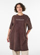 Loose T-skjortekjole med en vasket stil, Brun, Model image number 0