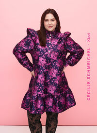 Kjole med rysjedetalj og perleknapper, Dark Blue Pink, Model